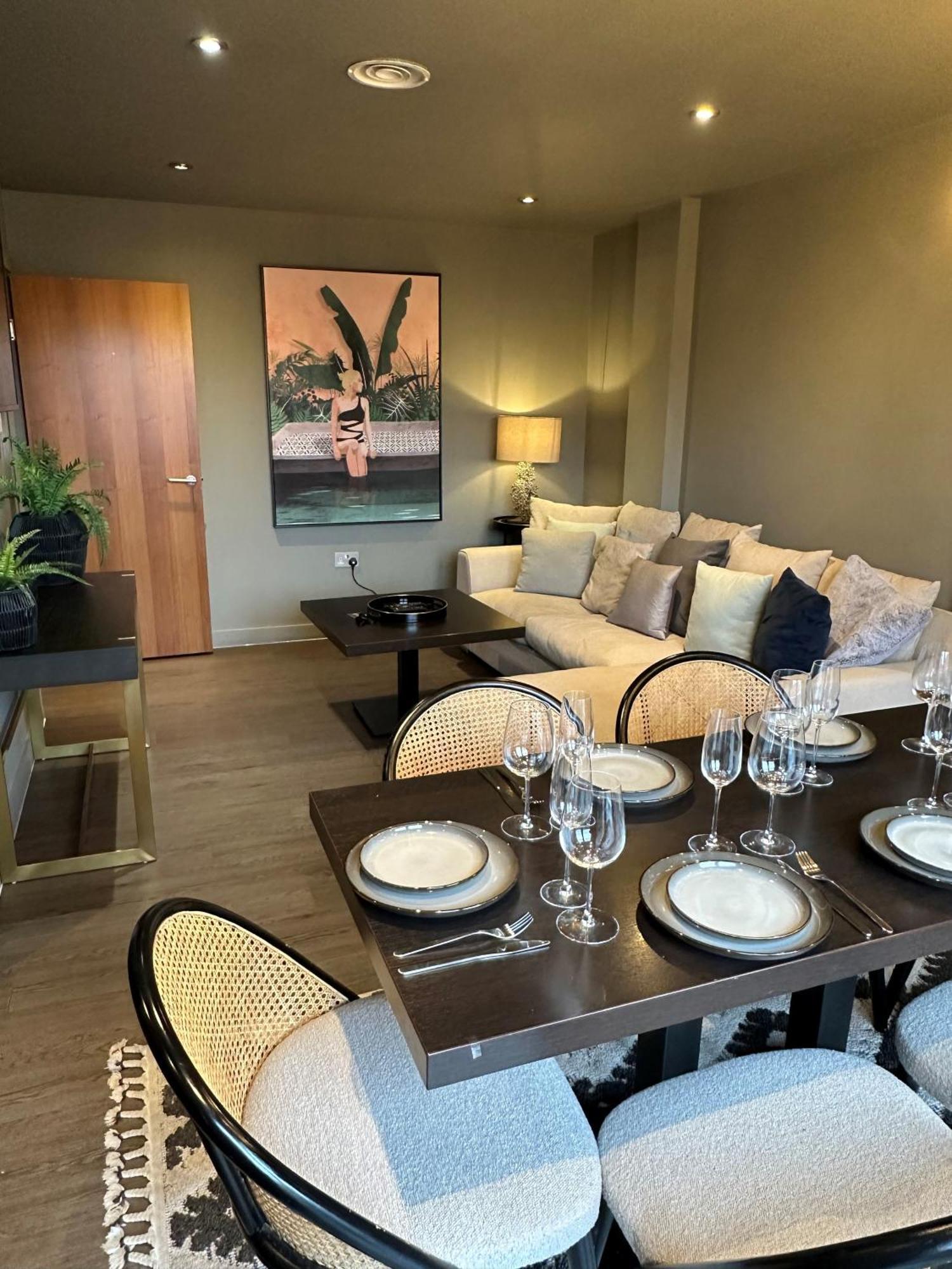 Epic Apartments Tunnage Square Liverpool Esterno foto