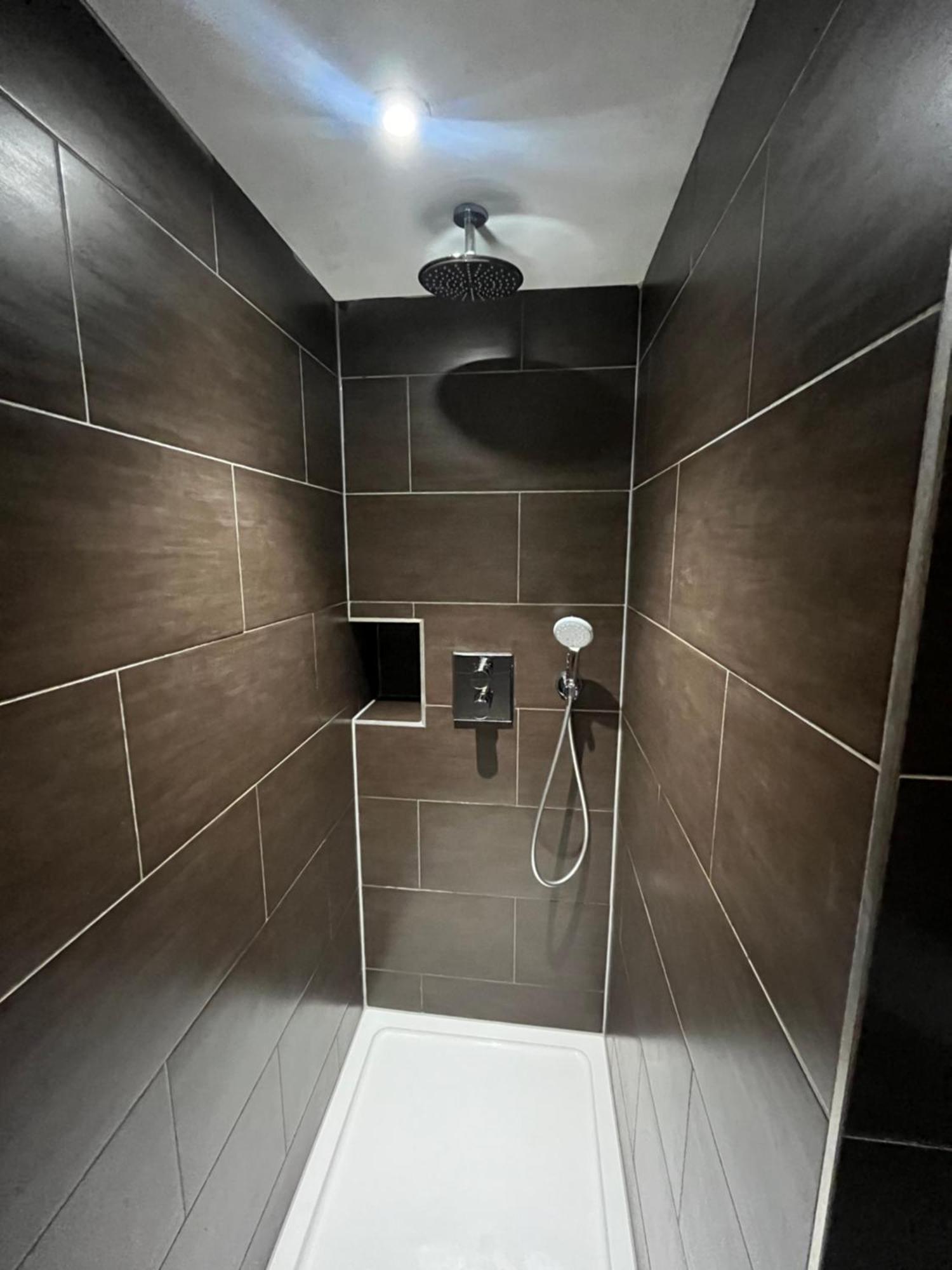 Epic Apartments Tunnage Square Liverpool Esterno foto