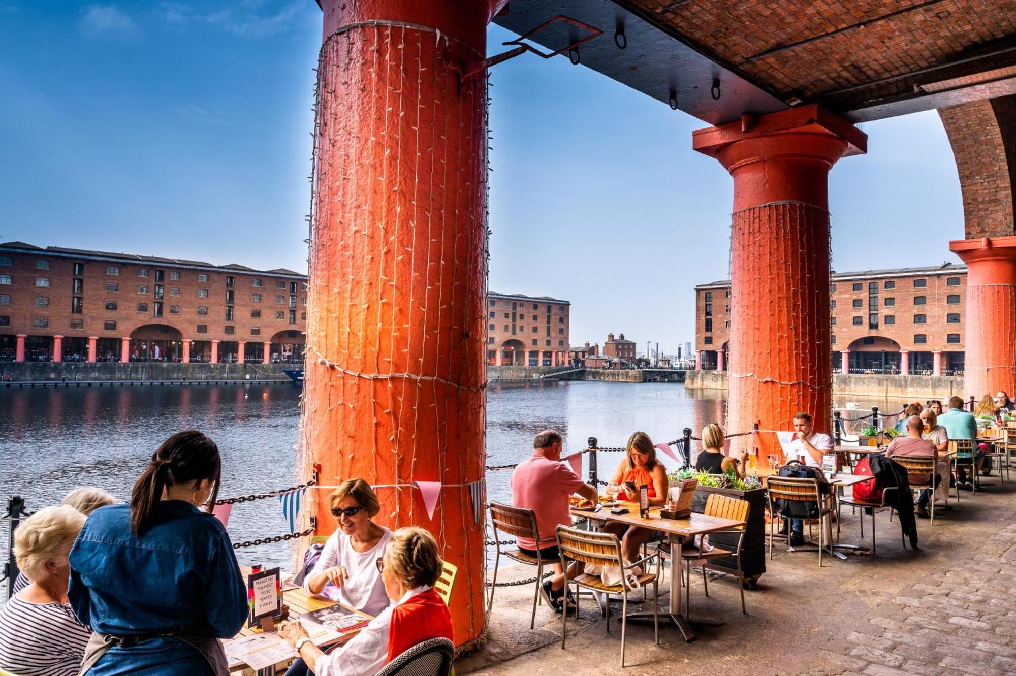 Epic Apartments Tunnage Square Liverpool Esterno foto